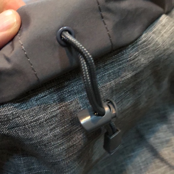 NWOT Herschel Supply Co. Classic Little America Backpack Raven Crosshatch Bak - Picture 13 of 14